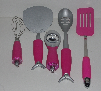 +MBA #2020-0054 "Set Of 5 Pink Silicone Handled Cooking Utensils"