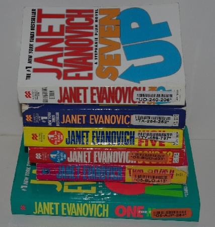 +MBA #2424-0003  "Set Of 6 Janet Evanovich "Stephanie Plum Novels"