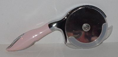 +MBA #2626-0232  "Large Pink Handled Cuisinart Pizza Cutter"