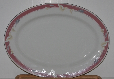+MBA #2727-0434    "Majesty Collection Taupe Fantasy Large Oval Serving Platter"