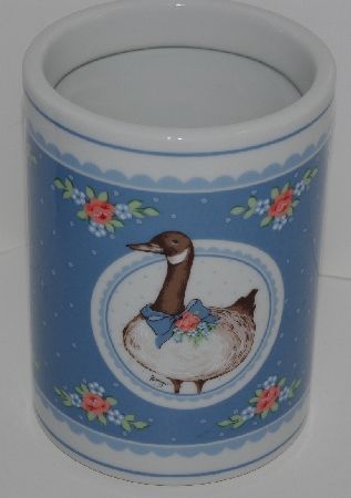 +MBA #2828-0006  "1985 George Good Fabrizio Grey Goose Porcelain Container"