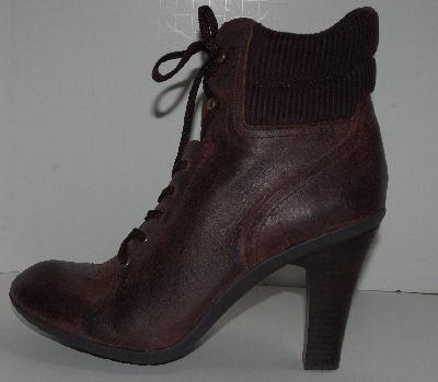 +MBA #2929-240    "Type Z Brown Distressed Leather Lace Up Boots"
