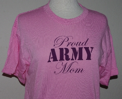 +MBA #3030-0166  "Rothco Pink Proud Army Mom T-Shirt & License Plate Cover Set"