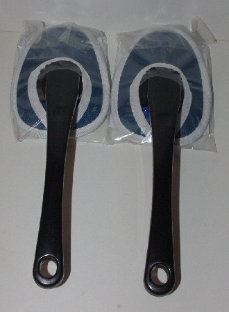 +MBA #3131-843    Fuller Brush Set Of 2 Glass Cleaning Tools With 4 Microfiber Pads"