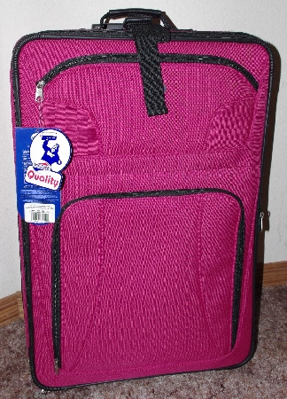 +MBA #3232-0156    "American Tourister Hot Pink/Rose 6 Piece Luggage Set"