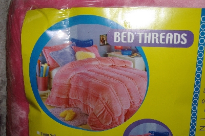 +MBA #3131-0044  "Bed Threads Pink Mini Set"
