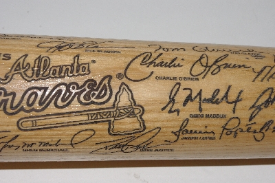 +MBA #3232-209   "1995 Atlanta Braves World Champions Limited Edition Heavy Hitter Baseball Bat"
