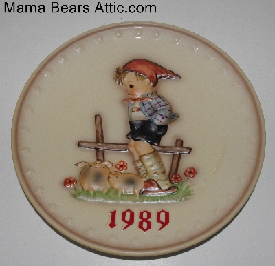 +MBA #3131-258  "Gobel 19th Annual 1989 Collectors Plate"