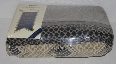 +MBA #3232- 484   "Royale Gold Collection 180 Thread Count Precale King Sheet Set"