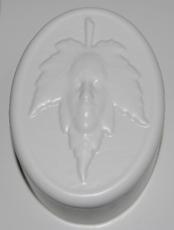+MBA #3333-539   "Set Of 2 Leaf With Face 4 Part White Plastic Soap Molds"