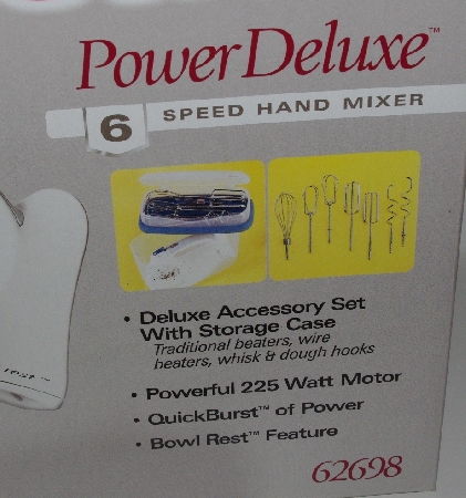 +MBA #3333-284   "Hamilton Beach Power Deluxe 6 Speed Hand Mixer With Deluxe Accessory Set & Storage Case"