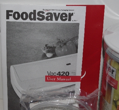 +MBA #3333-279   "Food Saver Compact Vacume Sealer With VacLoc Bags, Roll & Canister"