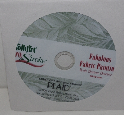 +MBA #3333-189   "2006 Fabulous Fabrics Designs For Clothing & Home Decor Donna Dewberry Crafting Set"