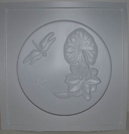 +MBA #3333-071   "1997 Mud Art Molds Set Of 3 Water Lilly & Dragonfly Stepping Stone Molds"