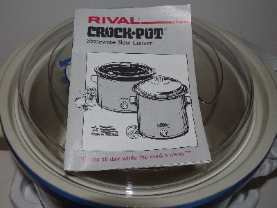 +MBA #3434-446  " 1982 Rival Model #3355 Crockery Blue Stoneware 5 Quart Crock Pot"