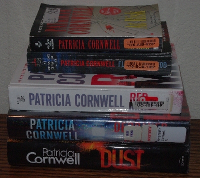 +MBA #3838-0029   "Set Of 5 Patricia Cornwell Books"