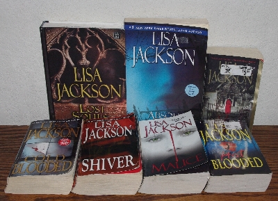 +MBA #3838-0001   "Set Of 6 "New Orleans" Series Books By Lisa Jackson"