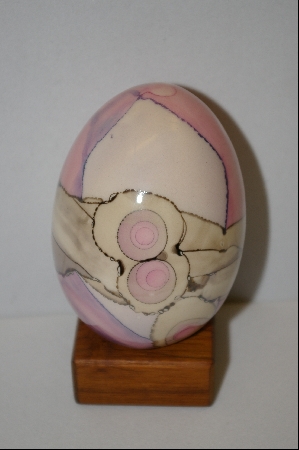 +MBA #9-059  1987 Hand Signed Pink & White Porceline Egg