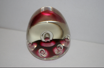 +MBA #9-045  Hand Made Itailan Murano Glass Egg Shaped Paper Weight
