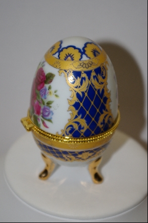 +MBA #9-228   "Ceramic Egg Trinket Box With Candle Inside