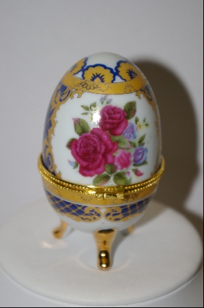 +MBA #9-228   "Ceramic Egg Trinket Box With Candle Inside