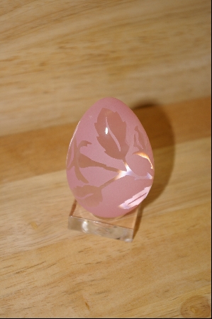 +MBA #9  1980's Pink Rose Cameo Glass Egg
