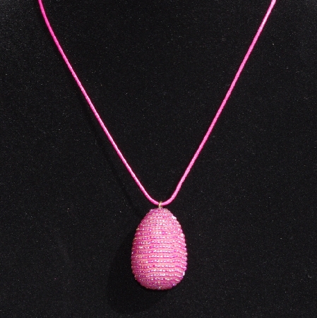 +MBA #AE3-0036  "Luster Pink Glass Seed Bead Egg Pendant"
