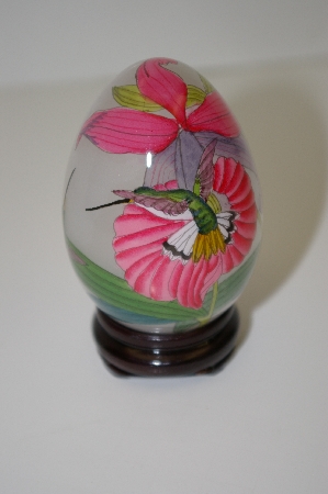 +MBA #10-279  Vintage Asian Reverse Hand Painted Hummingbird Glass Egg