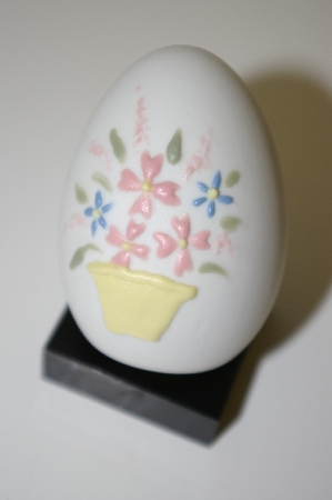 +MBA #10-304  1980's Fine Bone China Embosed & Hand Painted Floral Egg