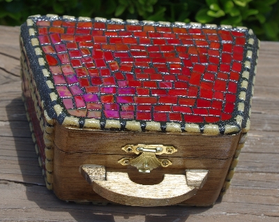 +MBA #5559-0014  "Gold & Iridescent Red Stained Glass Purse Shaped Mosaic Jewelry Trinket Box"