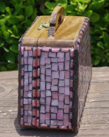 +MBA #5559-0033  "Pink Stained Glass Purse Shaped Mosaic Jewelry Trinket Box"