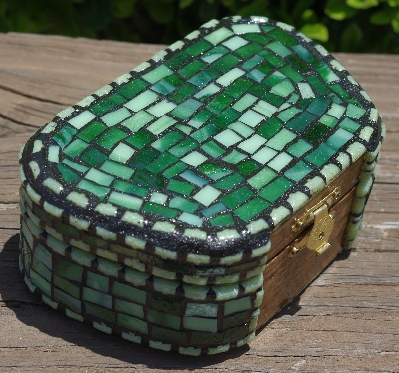 +MBA #5559-0033  "Multi Green Stained Glass Mosaic Jewelry Trinket Box"