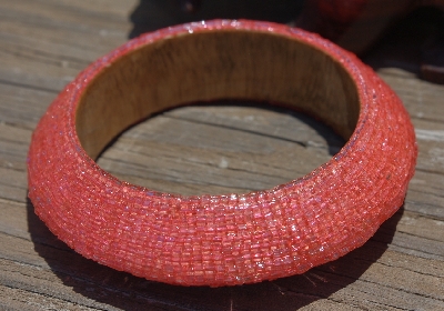 +MBA #5559-0083 "Coral Glass Seed Bead Bangle Bracelet"