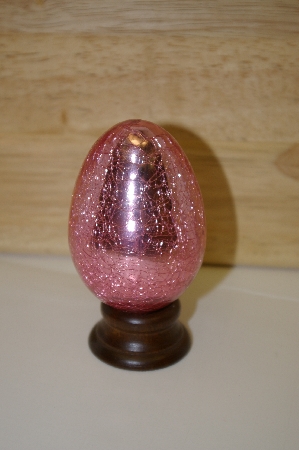 +MBA #10-235  1990's Large Pink Cracked Glass Egg