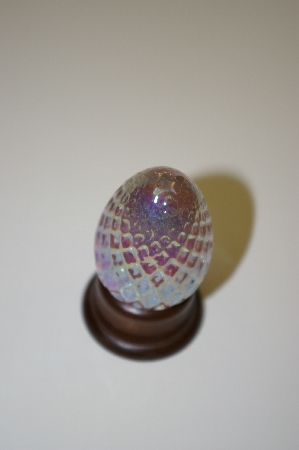+MBA #10-231  1985 HandCrafted Art Glass Opalescent  Egg