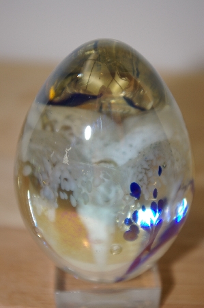 +MBA #10-107  1985 Artist Signed & Dated Hand Crafted Clear Large Glass Flower Egg