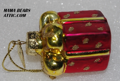 "SOLD"   MBA #5609-223  "2004 Thomas Pacconi Advent Gift Box Replacement Ornament"
