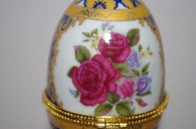 +MBA #9-230  Red Roses Ceramic Egg Shaped Trinket Box