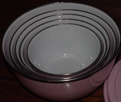 MBA #Pink19-0028   "2006 Set Of 5 Pink & White Enameled Storage Bowls With Plastic Lids"