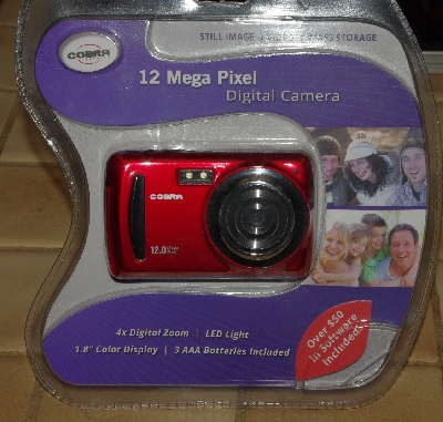 +MBA #1313-307   "2012 Red Cobra 12 Mega Pixel Digital Camera"