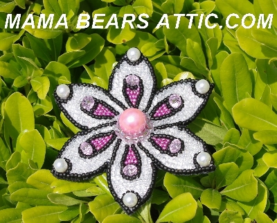 MBA #5612-173  "Pink , Clear Luster & Black Glass Bead Flower Brooch"