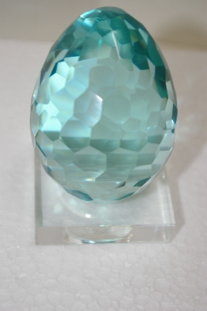 +MBA #11-320   "1990's Beautiful Sea Green Glass Egg