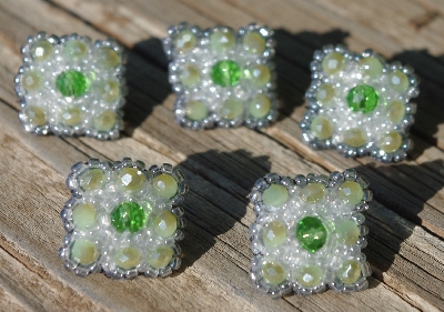 MBA #5632A-3533  "Green & Clear Glass Bead Set Of 5 Mini Brooch Pins"