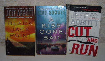 MBA #5757B-5431  "Set Of 6 Sam Capra Series Books" By Author Jeffery Abbott
