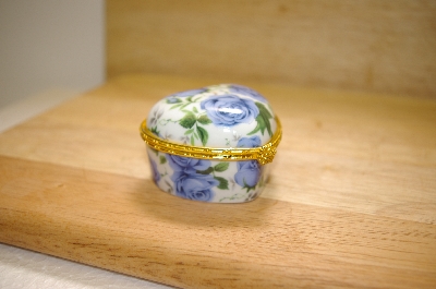 +MBA #14-199A  "Blue Rose Heart Shaped Porcelain Trinket Box