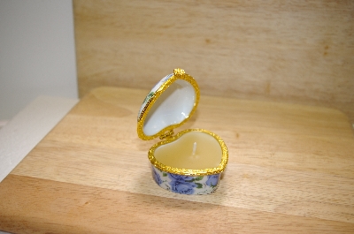 +MBA #14-199A  "Blue Rose Heart Shaped Porcelain Trinket Box