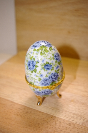 +MBA #14-219  Small Blue Rose Porcelain Egg Shaped Trinket Box