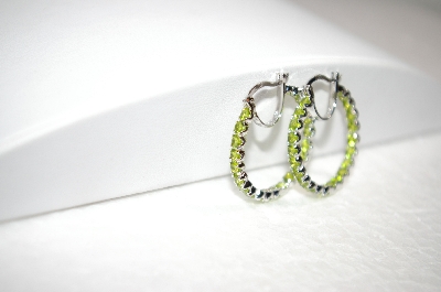 +MBA #18-087  Sterling Inside Out Peridot Hoops