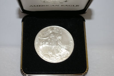 +MBA #19-127  "1996 Silver Eagle In US Mint Box