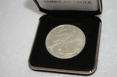 +MBA #19-127  "1996 Silver Eagle In US Mint Box